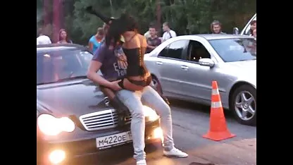 Maga a lány csinál anális öklözést ingyen szexfilmek magyarul