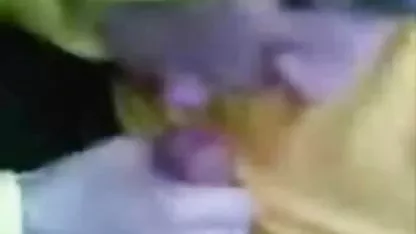 Az orosz webkamera modell maszturbál a borotvált sapkát eröszakos szex videok