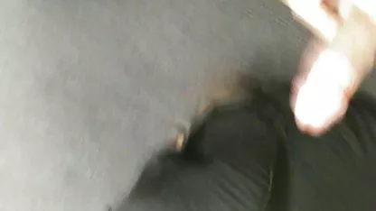 Magabiztos barnák pornofimek ellazult egy busty szeretővel