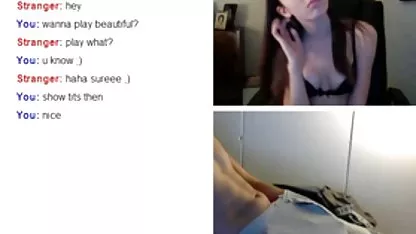 Várakozás tüzelő nagymellű szex szenvedély