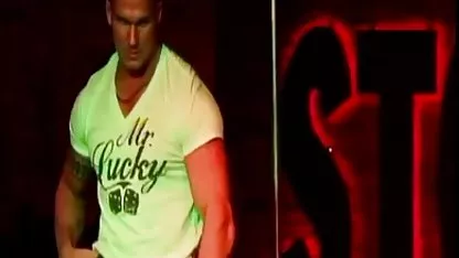 Leszbikus baszos videok strapon partner szűk seggét