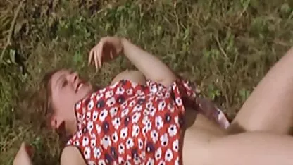 A kislány húga barátjával ingyenes felnőtt filmek aludt