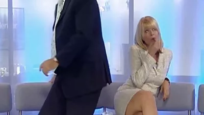 Mereven leszakadt a napisex ingyen szőke, és befejezte a kupakját