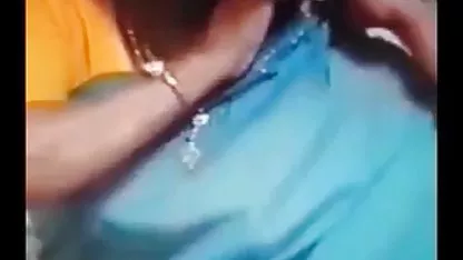 Az izmos díva megmutatja sex video ingyen a nagy tejjeit a kamera előtt