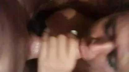 A pompom vezetők a pompomlány edzés után penzert baszik orgiát rendeztek az öltözőben