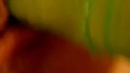 Tehát milf sex indavideo harcol a barátnője, hogy a mellek lógnak