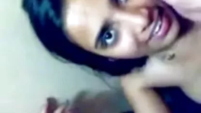 Busty érett leszbikusok dörzsölje punci és cum amatör szexvideok